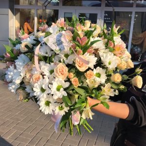 красивый букет для мамы Гомель