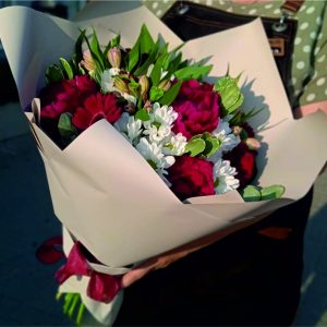 Пышный букет 7 с пионами и герберами купить в Гомеле | Fizalis.by