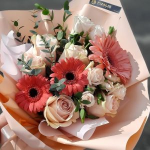 Букет 76 из гербер роз Эквадор и эвкалипта купить в Гомеле | Fizalis.by