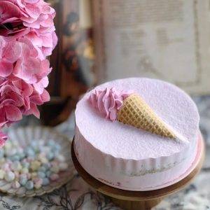 Торт Малиновый пломбир на день рождения ребенка купить в Гомеле